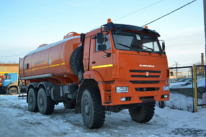 Автоцистерна для перевозки светлых нефтепродуктов на шасси КАМАЗ 65224
